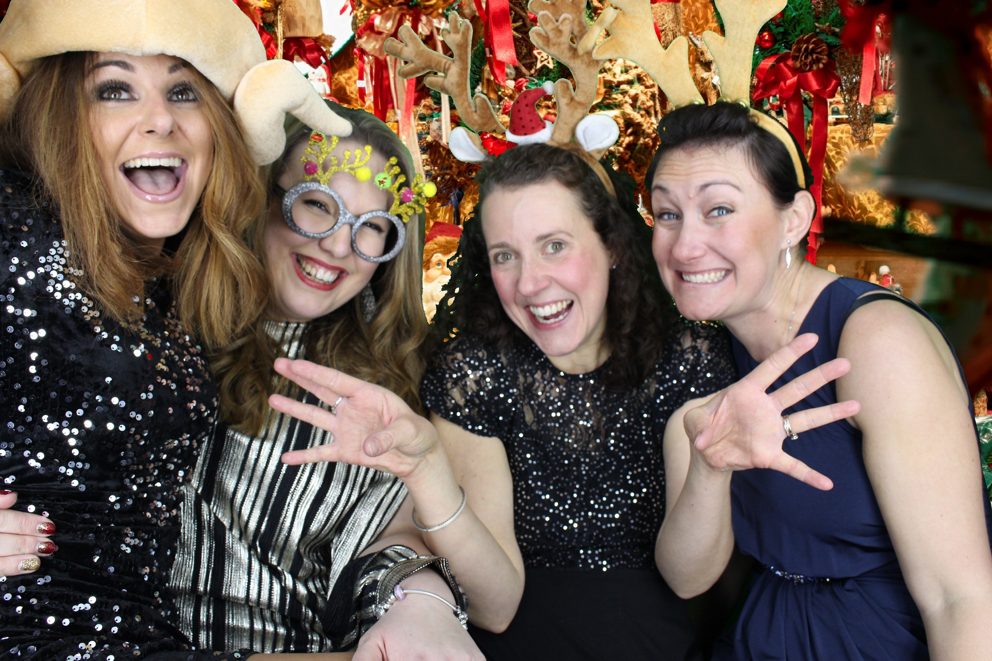 Aster Christmas Party  | View more photos from the event at gallery.myphotoboothexperience.co.uk/u/MyPhotoBoothExperienceLtd/Aster-Christmas-Party
